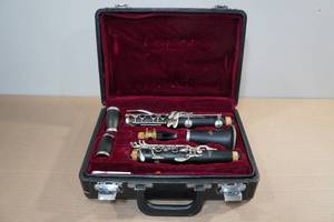 lot 305 image: Allora Clarinet