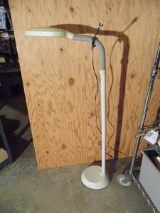 Adjustable Reading Light