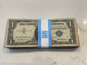100 $1 Dollar Silver Certificates