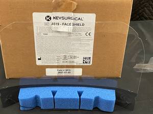 lot 38 image: Key Surgical Disposable Face Shields - Box of 24