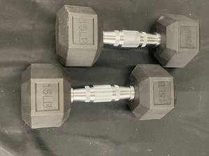 lot 175 image: GA1 - Pair of 15 LB Rubber Hex Dumbbells with Chrome Handles
