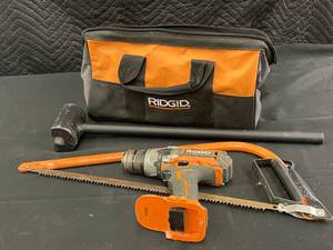 lot 260 image: M1 - RIDGID Tool Set with Bag, Drill, Mallet, Saw