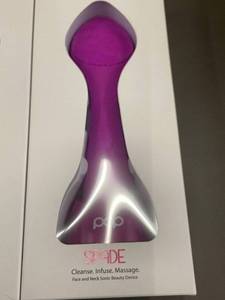 lot 120 image: G2 - Pop Sonic Spade Face and Neck Sonic Beauty Devices - Set of 3