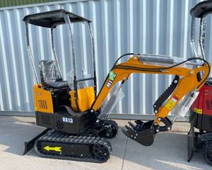 lot 162 image: Mini Excavator