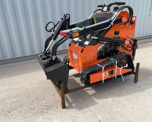 lot 153 image: Skid Steer Loader