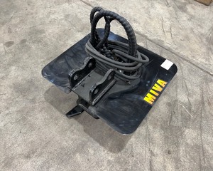 lot 164 image: Mini Excavator Hedge Cutter