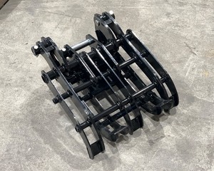 lot 167 image: Excavator Grapple