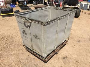 lot 147 image: Vintage Canvas LaundryPostal Rolling Cart