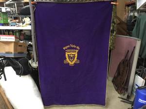 lot 152 image: Vintage Sigma Alpha Mu Fraternity Blanket