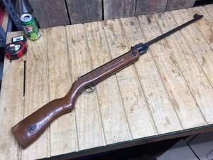 lot 36 image: Vintage Break Barrel Air Rifle - Unmarked
