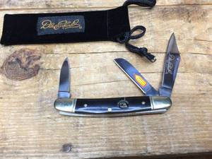 lot 38 image: The Intimidator #8 Dale Earnhardt Pocket Knife