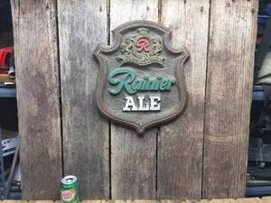 lot 74 image: Vitnage Rainer ALE Shield Sign