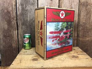 lot 126 image: ERTL Texaco Wings of Texaco Diecast 1936 Commuter