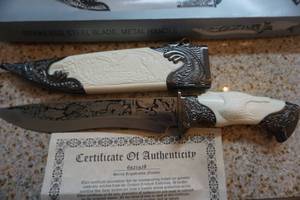 lot 7 image: Zachary Crockett Signature Series Bowie Hunting Knife