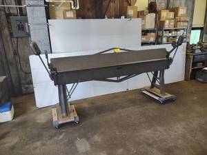 lot 16 image: Dries & Krump Chicago 8x18 gauge H...
