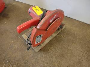 lot 24 image: Milwaukee 14 Abrasive Chop Saw...