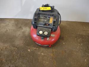 lot 25 image: Porter Cable Portable Air Compresss...