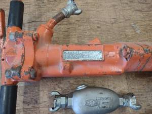 lot 32 image: American Pneumatic Jack Hammer with...