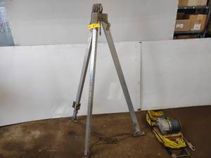 lot 37 image: DBISala Confined Space Entry Tripo...