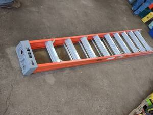 lot 75 image: Keller KPro 10 Fiberglass Step Lad...