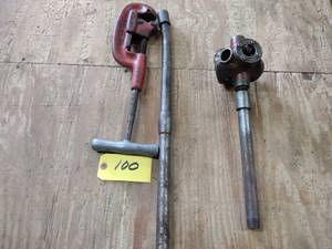 lot 100 image: Ridgid 3-Way Tap Head with Taps, 1,...