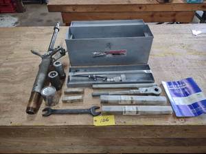 lot 106 image: Mueller D-5 Drilling Machine for li...