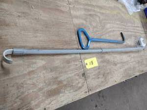 lot 118 image: Man Hole Cover Tool & Sump Pump Flo...