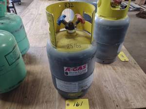 lot 161 image: Refrigerant Tank with R22, 25lbs....