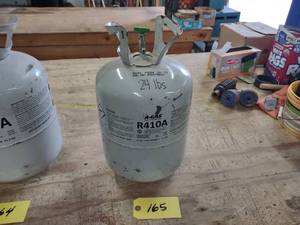 lot 165 image: Refrigerant Tank with 410A, 31lbs....
