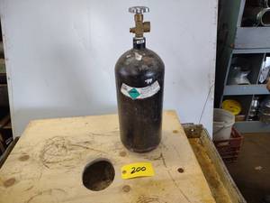 lot 200 image: Nitrogen Tank...