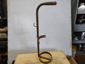 lot 201 image: Bottle Carrier...