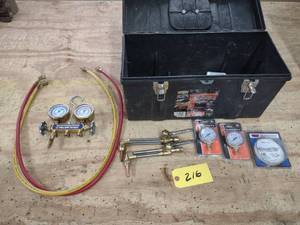 lot 216 image: Yellow Jacket Frefrigerant Gauges, ...