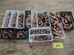 lot 221 image: Assorted Copper Refrigeration Fitti...