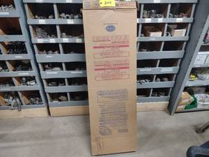lot 340 image: (18) pieces Thermopan 16x48...