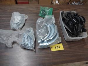 lot 422 image: Assorted Pex Bend Supports...
