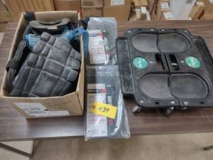 lot 439 image: Assorted Knee Pads with Rollers...