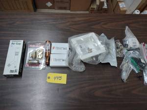 lot 445 image: Assorted Plumbing Components...