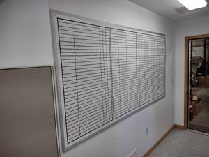 lot 470 image: Universal White Board, 96x48...