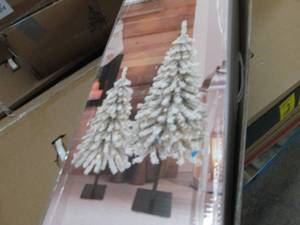 3 ft & 4ft LED Flocked Alpine Trees...