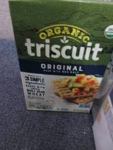 6- 9 oz  Boxes Organic Triscuit Ori...