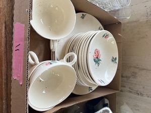 3 Flats of glassware