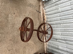 Axle with steel wheels