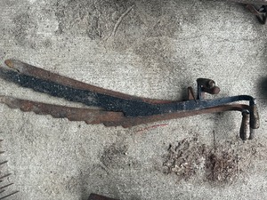 3 hay knives