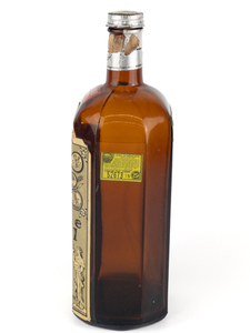 lot 125 image: VINTAGE 1940s Lauche Kummel Liqueur Bottle Label