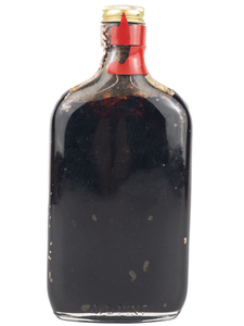 lot 143 image: Old Grand Gag Bottled 1940s-1950s - Blondes - Novelty Whiskey Bottle Non Alcoholic