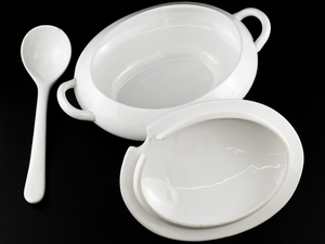 lot 278 image: Large White Ceramic Covered Soup Tureen and Ladle.