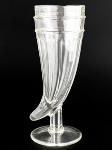 lot 286 image: Set of Six Indiana Glass Powder Horn (Clear) 10 Oz. Drinking Float Glasses