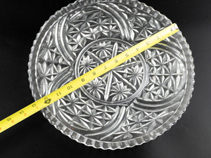 lot 298 image: ANCHOR HOCKING Stars & Bars 12 Torte Plate