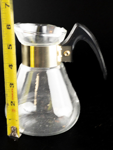 lot 307 image: Pyrex Carafe 6in