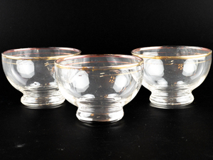 lot 314 image: Set of three Anchor Hocking Gold Edge Hairline Low Sherbert Glasses - Fair Condition